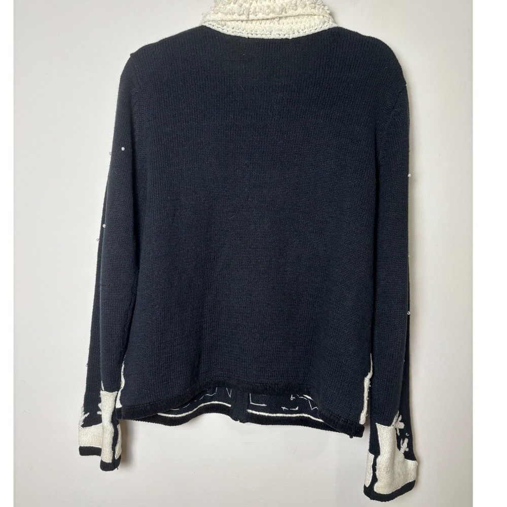 Womens VTG Winter Cardigan Sweater M Snowflake Embroidered Sequin Fuzzy Collar - Picture 2 of 7